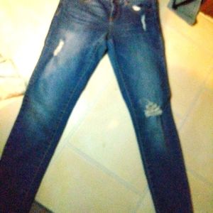 Aeropostale jeaggings lightly worn.